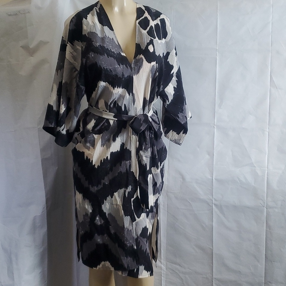 NWT Somona sheer, lightweight robe or Cover-Up Kimono Size O/S